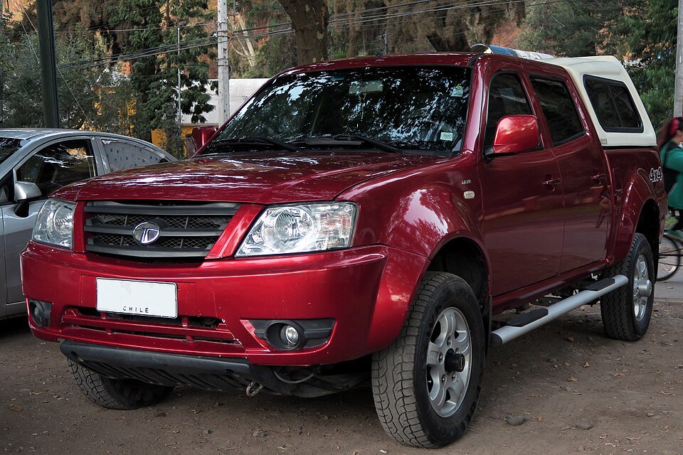 Tata Sierra EV front three-quarter view