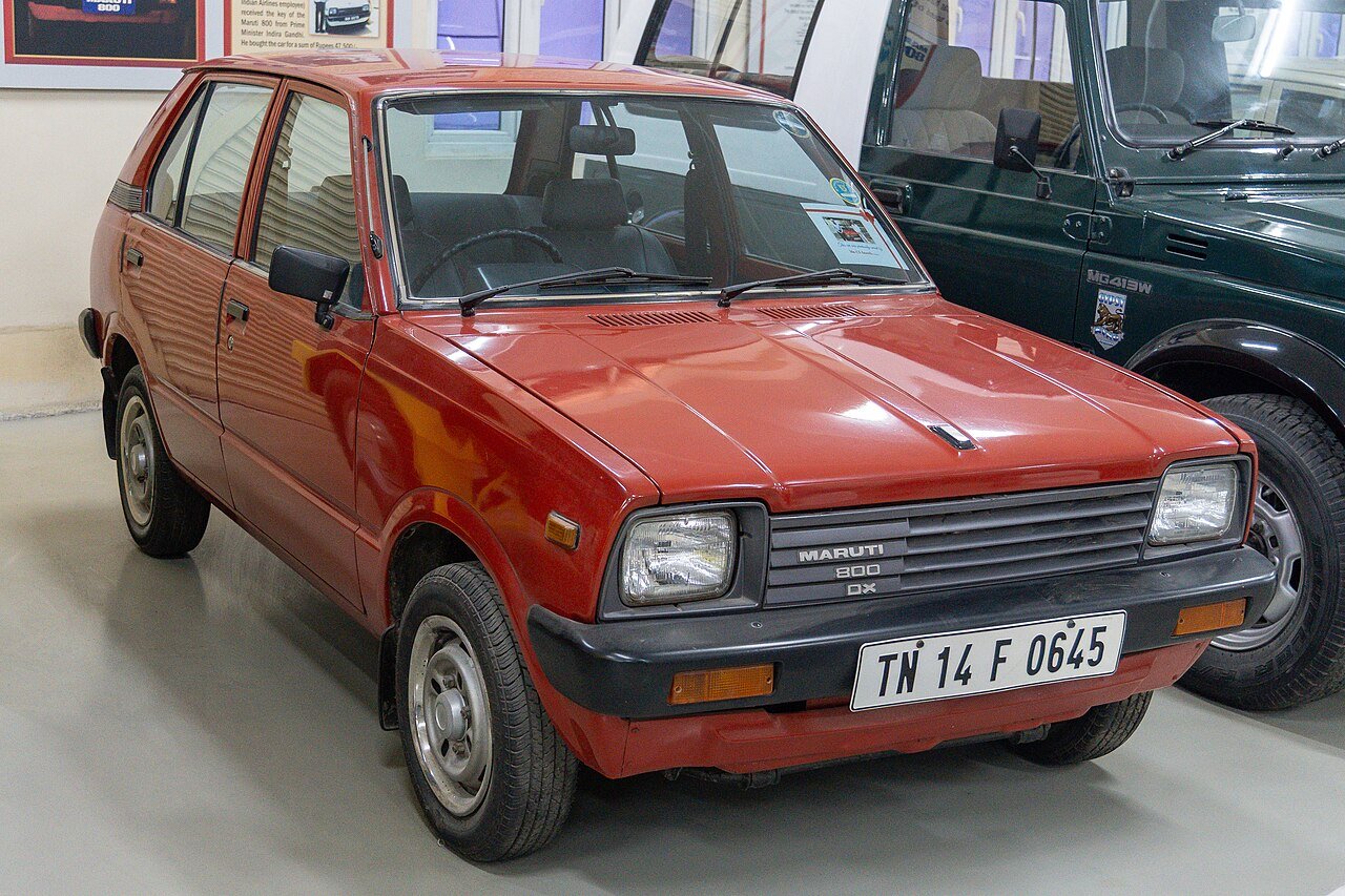 First-generation red Maruti 800 SS80 DX from 1983 on display at the Gedee Car Museum, Coimbatore