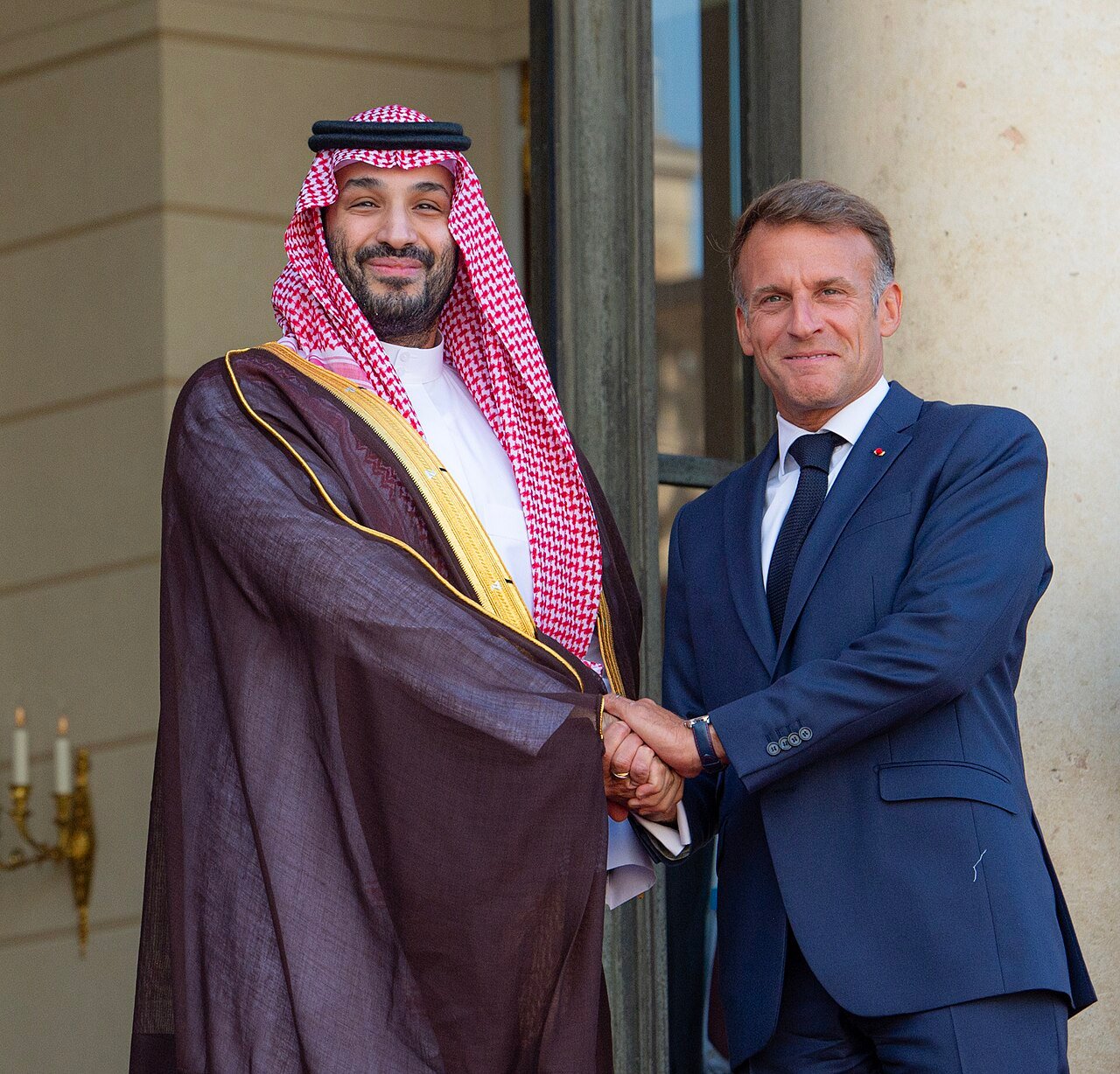 Emmanuel Macron shakes hands with Saudi Crown Prince Mohammed bin Salman at the Elysee Palace, 24 August 2026