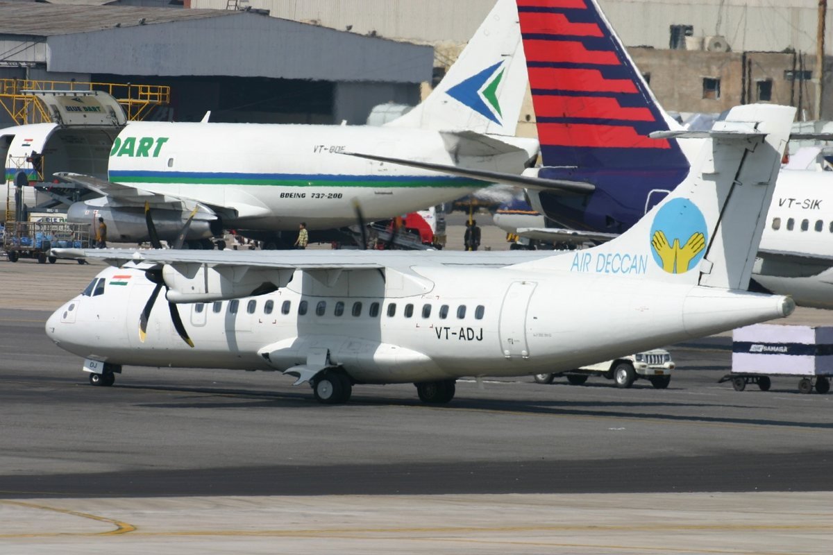 An Air Deccan ATR 42 at Delhi in 2005