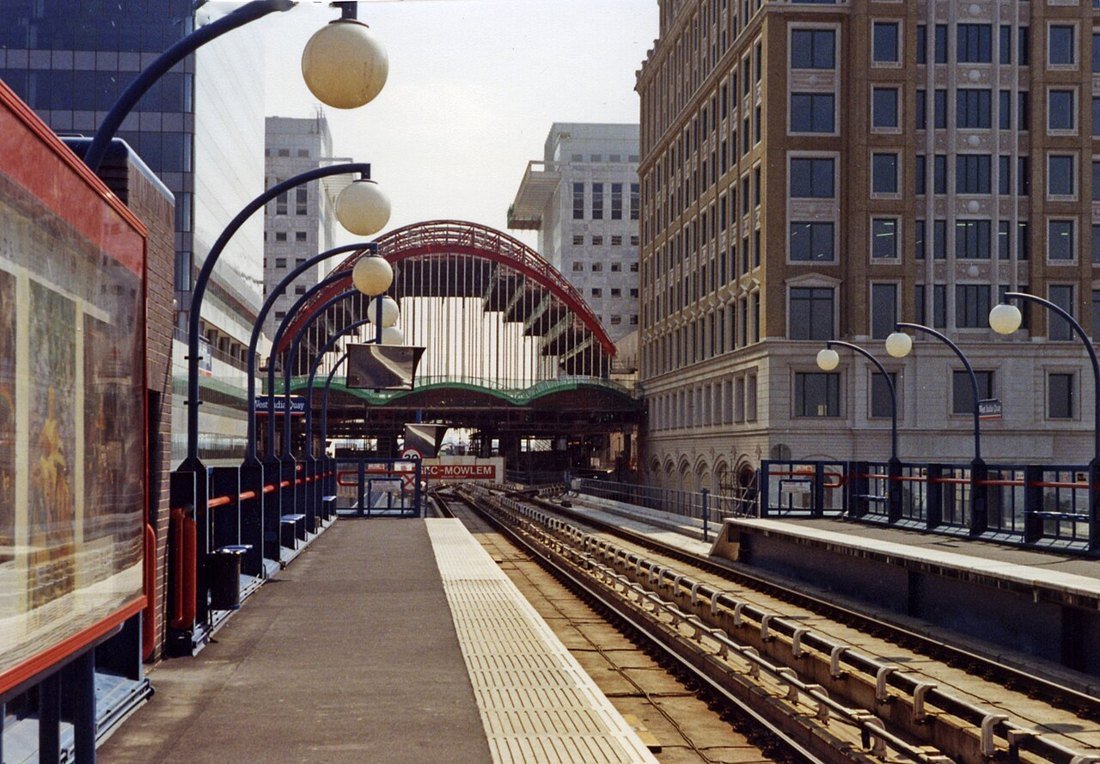 Canary Wharf under construction, seen from West India Quay DLR station in August 1991