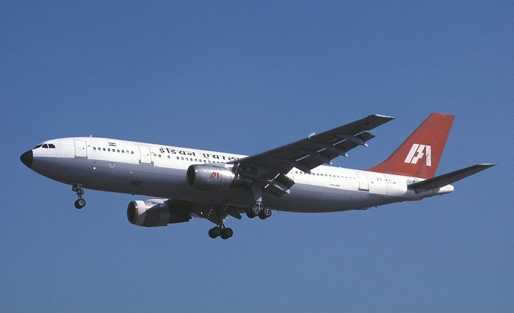 The Indian Airlines Airbus A300 that, according to the photographer, was hijacked as flight IC-814 a few days after this picture was taken in December 1999