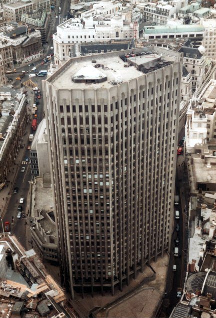 The Stock Exchange tower on Old Broad Street in about 1983