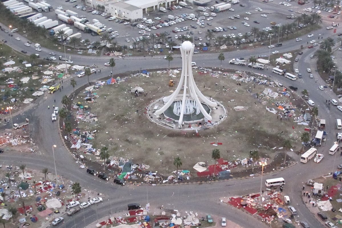Pearl Roundabout in Manama on the morning of 17 February 2011