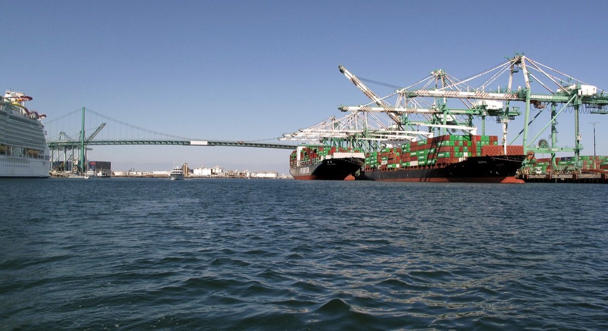 Container ships being loaded and unloaded at the Port of Los Angeles on 18 September 2021, the week Drewry’s index hit its record
