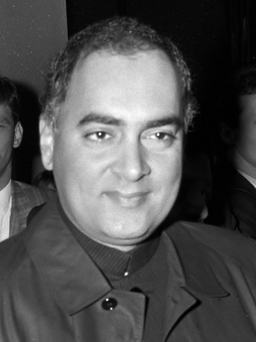 Black-and-white portrait of Rajiv Gandhi in October 1987