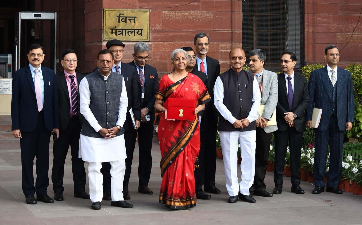 Nirmala Sitharaman with her Budget team outside the Finance Ministry in North Block before presenting the 2023–24 Budget on 1 February 2023