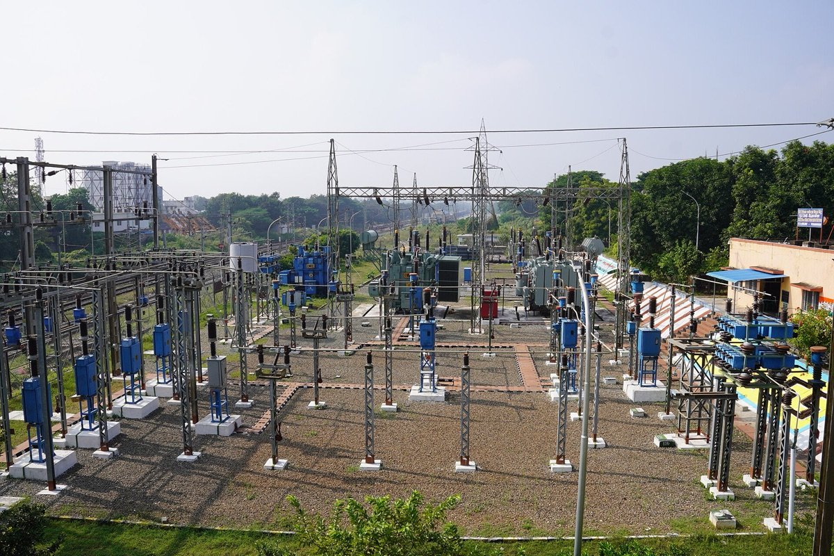 A 132/25 kV traction substation at Vizianagaram